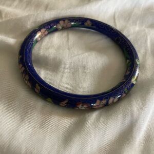 Elegant Blue Floral Bangle